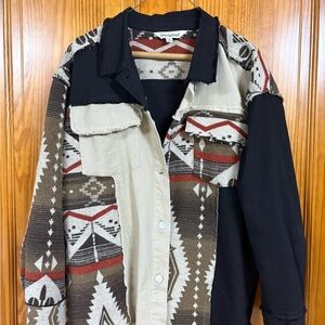 DAVI & DANI Geometric Pattern Jacket with Black Accents